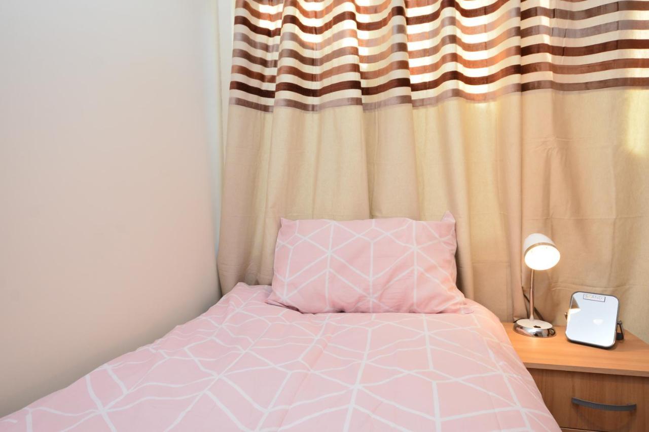 London Luxury 5 Bedroom House 2 Min Walk To The Tube Station ดาเกนแนม ภายนอก รูปภาพ